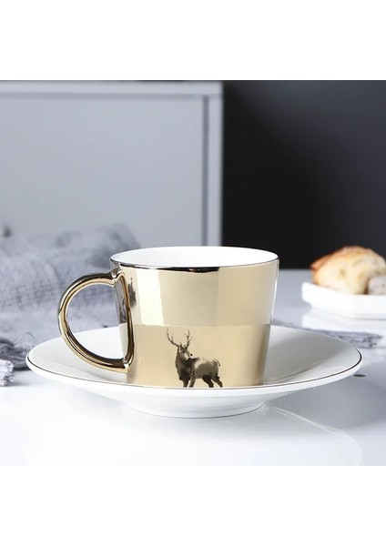 F1 230 ml Ecomhunt Dropshipping Yaratıcı At Anamorfik Fincan Ayna Yansıma Fincan Sinek Kuşu Kupa Kahve Çay Seti Coaster ile Кружка (Yurt Dışından)