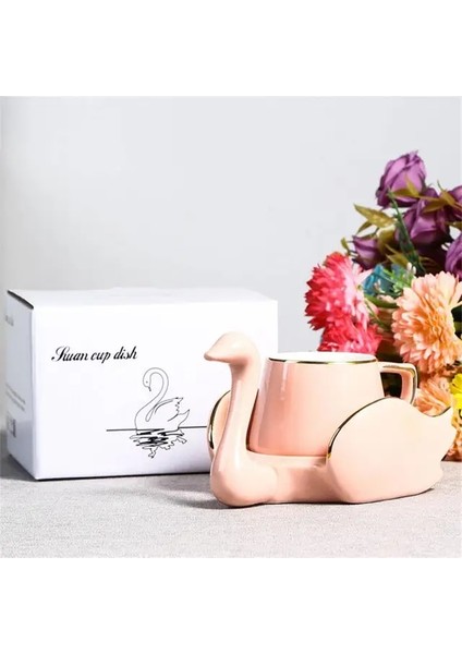Pembe 101-200 ml Eğlence Öğleden Sonra Çayı Kahve Fincanı Yaratıcı Kuğu Kahve Fincanı Seti Kahve Fincanı Plaka Seramik Bardak (Yurt Dışından)