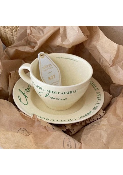 1 Takım Ins Krem Retro Fransız Mektup Kahve Fincanları Set Üstü Nespresso Bardak Seramik Fincan Kahve Kıdemli Çay Fincanı ve Tabak Seti Cappuccino Bardak (Yurt Dışından)