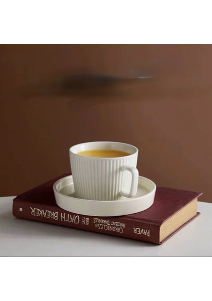 Sarı 200-400 ml Beyaz Vintage Kahve Fincanı Yeniden Kullanılabilir Tabak Retro Çay Bardağı Zarif Bardak Seti Süt Kahve Kupa Kahve Fincanı Seti Serin Bardak Çay Bardağı (Yurt Dışından) fırsatları