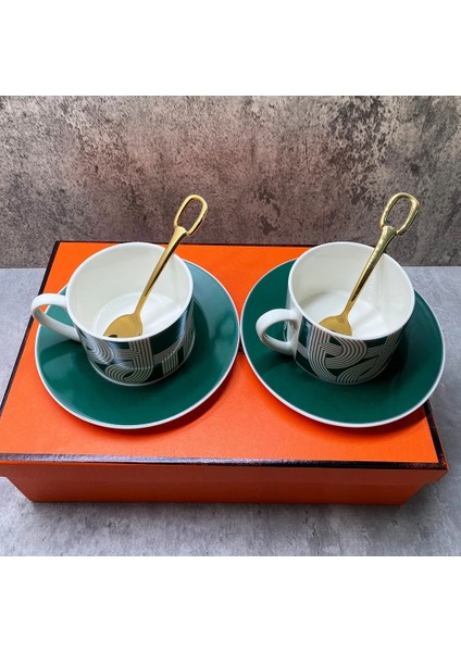 Kutu Pist Tasarımı Kemik Çini Kahve Fincanları ve Tabakları Sofra Kahve Tabakları Yemekleri Öğleden Sonra Çayı Kahve Drinkware Hediye Kutusu ile (Yurt Dışından) fırsatları