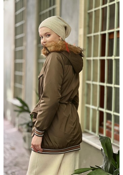 Etek Kol Ucu Şeritli Torba Cepli Kaban indirimleri