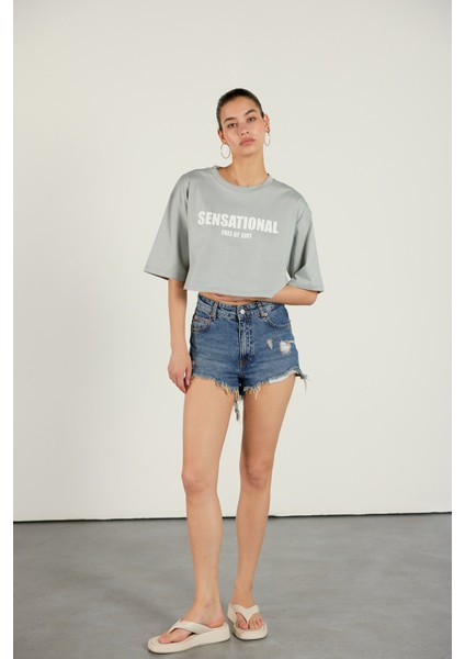 Sensational crop t-shirt modelleri