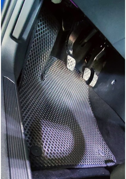 Volkswagen Golf 8 Leon 2021-SONRASI 3D Havuzlu Paspas (Manuel Vites) fiyatları