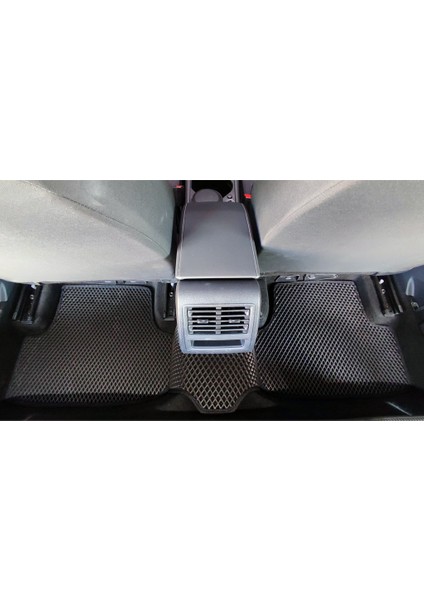 Volkswagen Golf 8 Leon 2021-SONRASI 3D Havuzlu Paspas (Manuel Vites) modelleri