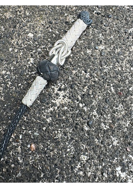 Bağlılığın Ifade Edildiği: Aşk Düğümü Gümüş Püskül fiyatları