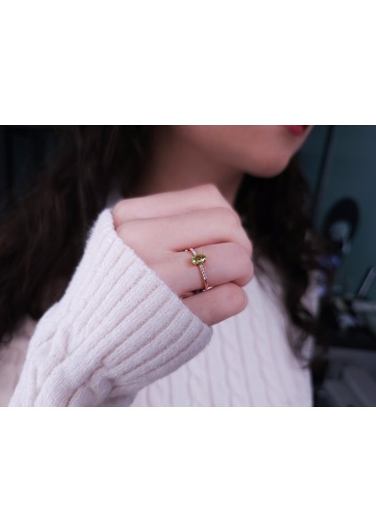 Pırlanta ve Oval Peridot Taşlı Yüzük 0417R0261