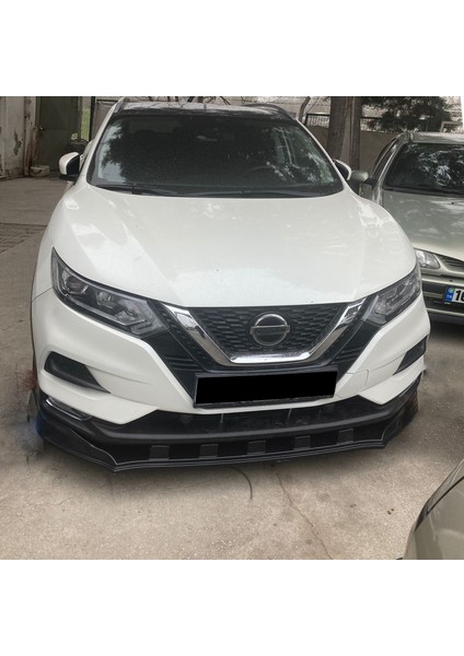 Nissan Qashqai 2017-2020 Uyumlu Ön Tampon Lip