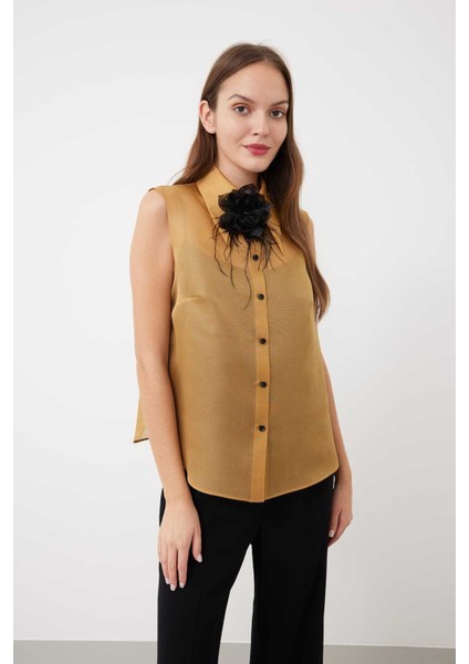Yakası Gül Detaylı Organze Gömlek Camel K2413559_035
