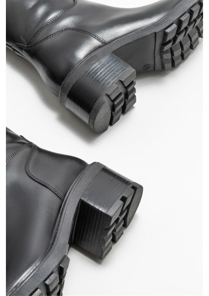 Siyah Deri Kadın Topuklu Çizme fırsatları