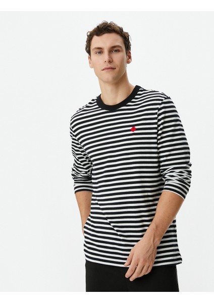 Bisiklet Yaka Sweatshirt Çiçek Nakışlı Pamuklu