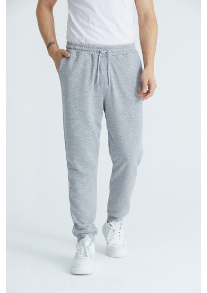 Erkek Basic 3 Iplik Regular Fit Paçası Ribanalı Eşofman Altı modelleri