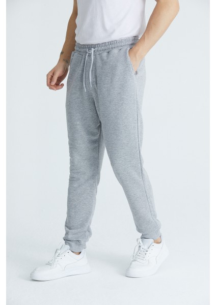 Erkek Basic 3 Iplik Regular Fit Paçası Ribanalı Eşofman Altı fırsatları