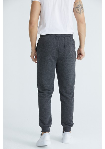 Erkek Basic 3 Iplik Regular Fit Paçası Ribanalı Eşofman Altı indirimleri