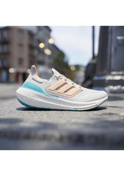Ultraboost Light Erkek Koşu Ayakkabısı