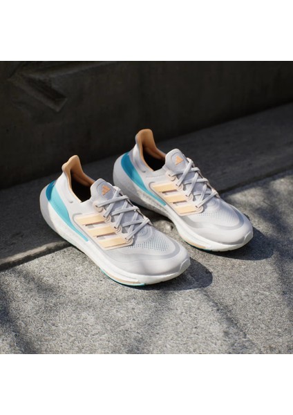Ultraboost Light Erkek Koşu Ayakkabısı