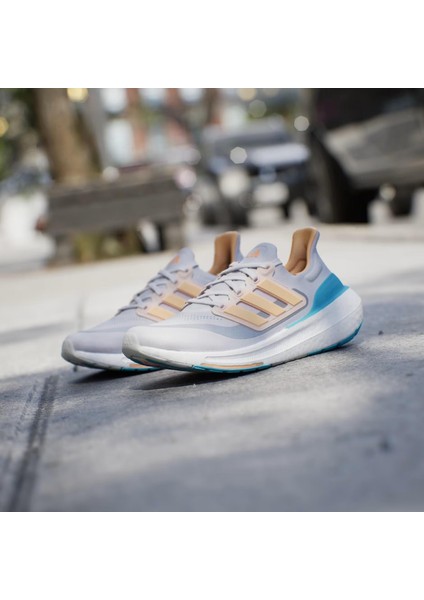 Ultraboost Light Erkek Koşu Ayakkabısı