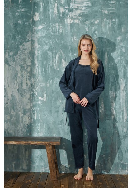 Kadın Fransız Kadife Lacivert Sabahlıklı 3'Lü Pijama Takımı fırsatları