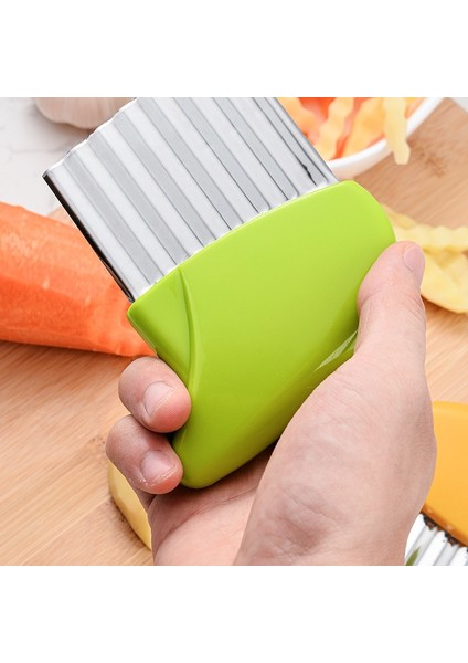 Yeşil 1 Pc Çip Kesici Dilimleme Dalgalı Mutfak Patates Bıçağı Kesici Kızartma Fransız Meyve Patates Sebze Oluklu Gadget Aksesuarları (Yurt Dışından) fırsatları