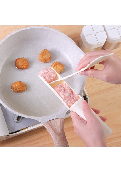 3 Satır 1 Takım Mutfak Aletleri Köfte Makinesi Pişirme Kızarmış Balık Sığır Eti Pirinç Topları Yapma Cihazı Sosis Makinesi Plastik Makine Seti Kalıp Kaşık (Yurt Dışından) fırsatları