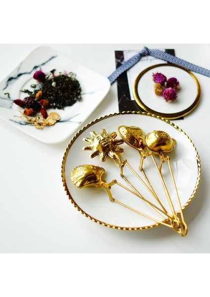 Stil 5 Yaratıcı Altın Çay Demlik Paslanmaz Çelik Kabuk Kalp Yıldız Desen Yeniden Kullanılabilir Çay Kahve Süzgeç Çay Araçları Demlik Aksesuarı 1 Adet (Yurt Dışından) fırsatları