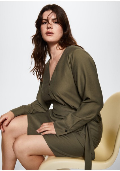 Uçuşan Fiyonklu Elbise indirimleri