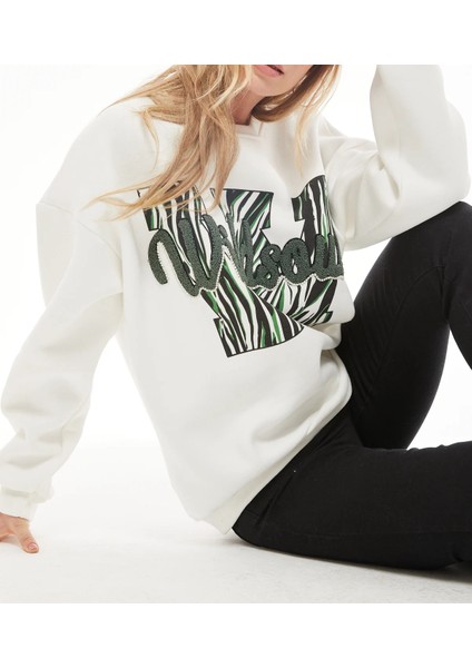 Nakışlı Taşlı Ekru Sweatshirt