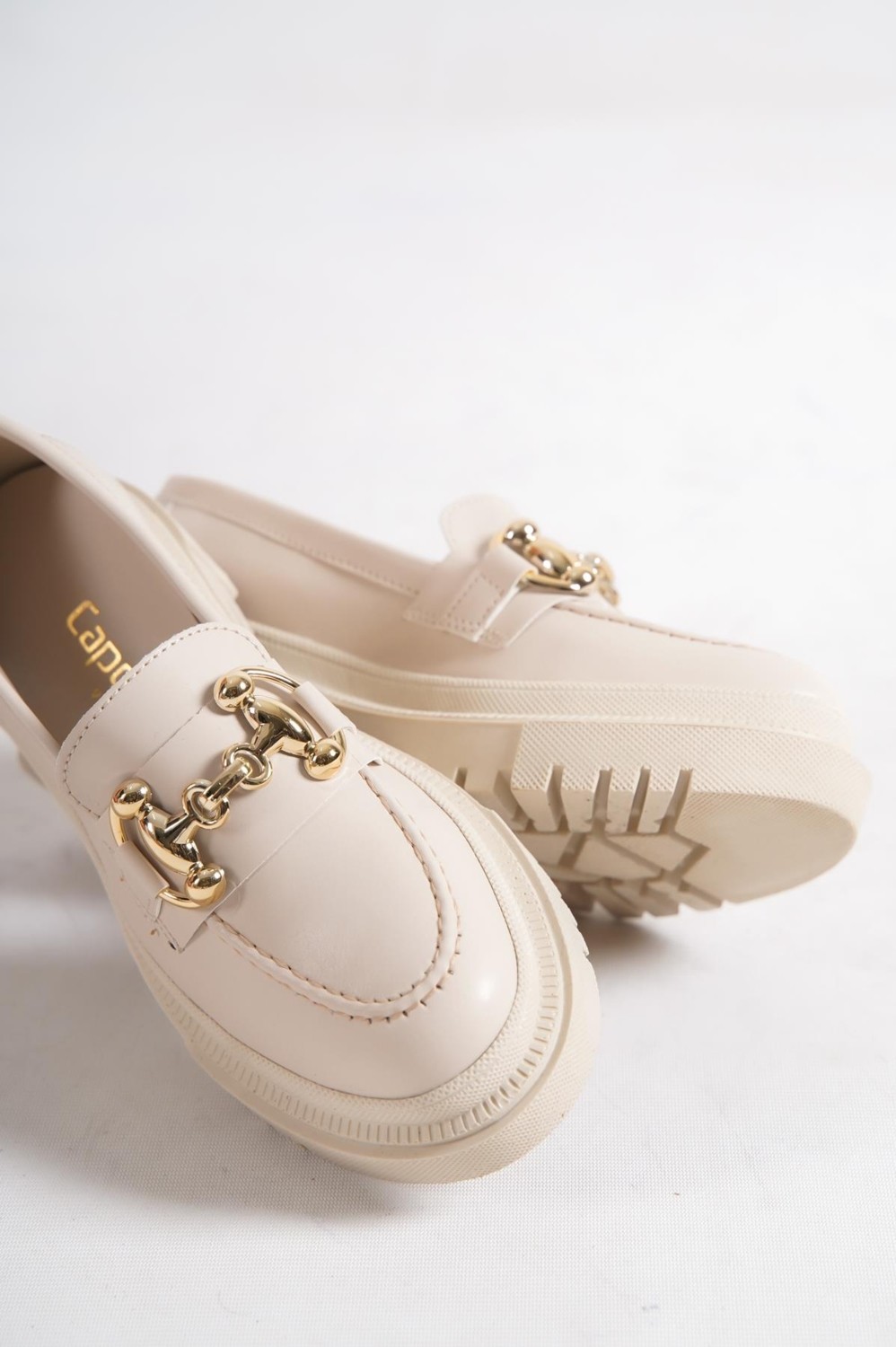 Capone Outfitters Denni Oval Burunlu Metal Tokalı Trak Tabanlı Kadın Loafer