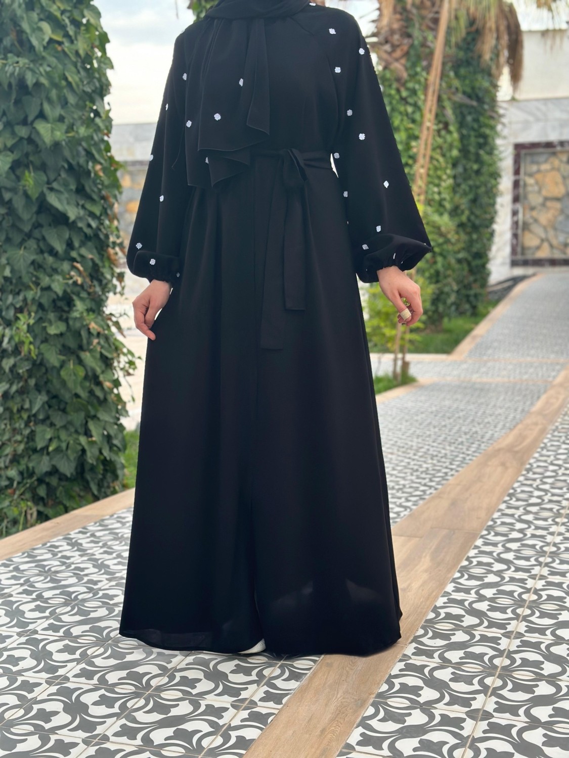 Nakşidil Papatyalı Reglan Kol Ferace görsel 5