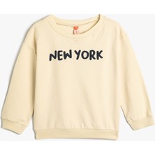 Koton Sweatshirt Uzun Kollu Bisiklet Yaka Şehir Temalı Şardonlu