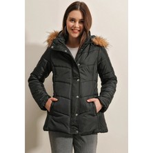Sisa Moda Kapüşonlu Şişme Kadın Mont
