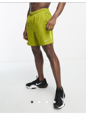 Nike Siyah Nike Dri-Fit Challenger 23CM  Unlined Versatile Training Erkek Şort Cng-Store