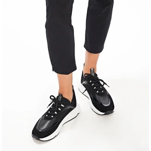 01AYH276310A100 Siyah Kadın Spor Ayakkabı