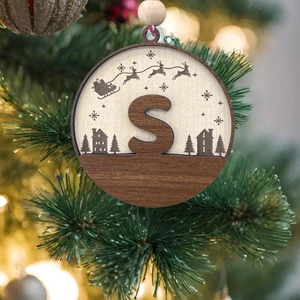 Iskandinav Tarzı S Harfi Yılbaşı Ağaç Süsü, Kişiselleştirilmiş Minimalist Noel Baba Desenli Çam Ağacı Süsü