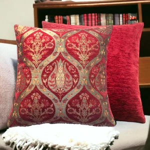 Pillows Store Lale Desenli Kırmızı Kırlent Kılıfı   45 x 45 Cm  -2 Adet