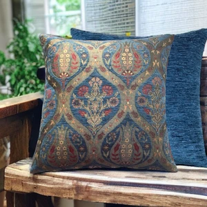 Pillows Store Lale Desenli Açık Mavi Kırlent Kılıfı   45 x 45 Cm  -2 Adet