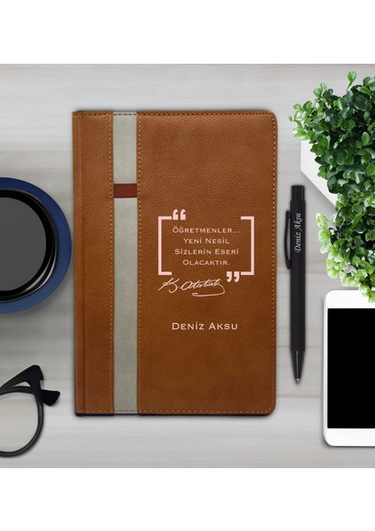 Kişiye Özel Öğretmenler Günü Tasarımlı 372 Taba Termo Deri Ajanda 2024 ve Kalem Hediye Seti- 2, Öğretmene Hediye, Öğretmenler Günü