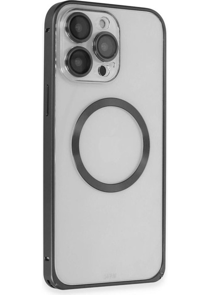 Apple iPhone 15 Pro Max Kılıf Kamera Lensli Metal Çerçeve Bumper Kilitli Kapak