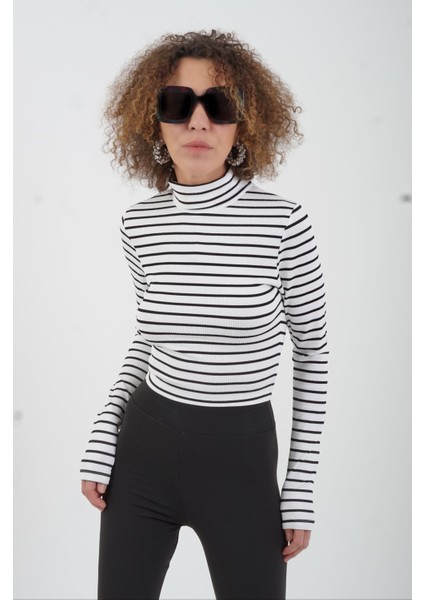 Ekru Çizgili Balıkçı Yaka Fitilli Crop Bluz