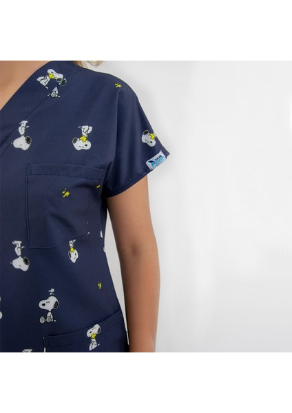 Lacivert Snoopy Desenli Likralı Üst Forma fırsatları
