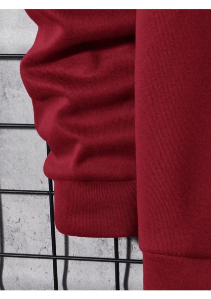 Kırmızı Çizgi Baskılı Oversize Bisiklet Yaka Erkek Sweatshirt fırsatları
