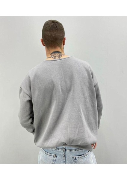 Erkek Gri Yosemıte Baskılı Oversize Bisiklet Yaka Sweatshirt modelleri