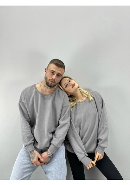 Unisex Gri Oueen Baskılı Bisiklet Yaka Sevgili Çift Kombini 2'li Set fiyatları