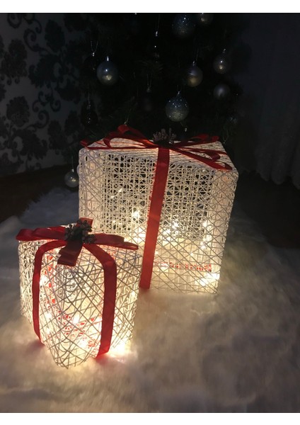 Dekoratif Yılbaşı Ağacı Altı LED Işıklı Hediye Kutu Seti 2'li