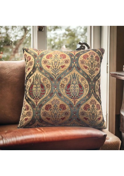 Pıllows Store Osmanlı Safran Lale Desenli Kırlent Kılıfı 45CM*45CM