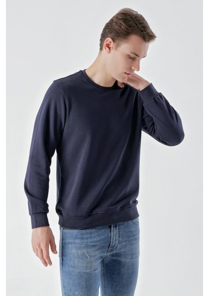 Slim Fit Bisiklet Yaka Düz Renk 2 İplik Erkek Sweatshirt fiyatları