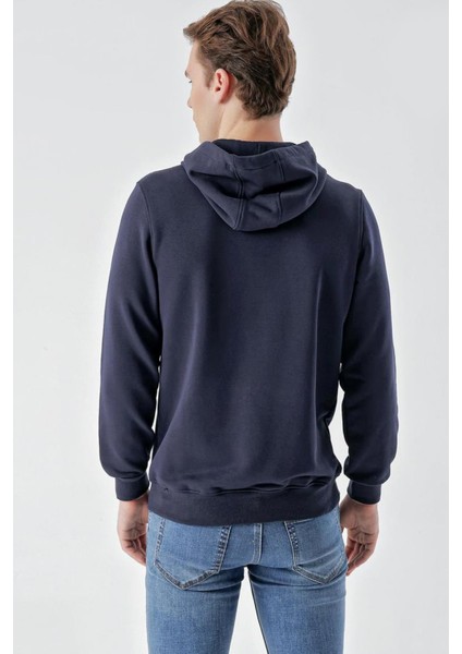 Slim Fit Kapşonlu Önü Baskılı 2 İplik Erkek Sweatshirt indirimleri