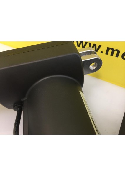 Yüksek Kuvvet 1 Ton - 300 mm Strok Mesafesi - IP66 - 24V- Lineer Aktüatör modelleri