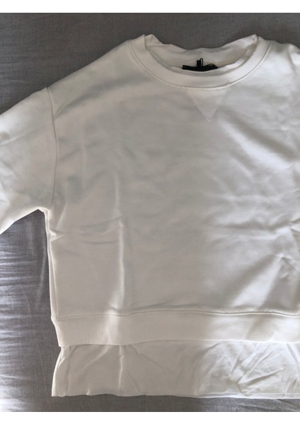 Sweat Shirt
