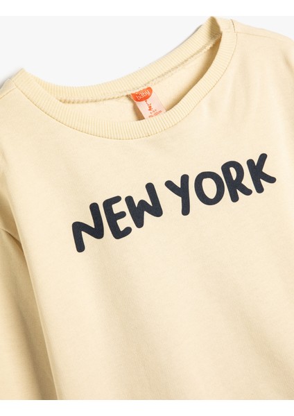 Sweatshirt Uzun Kollu Bisiklet Yaka Şehir Temalı Şardonlu modelleri